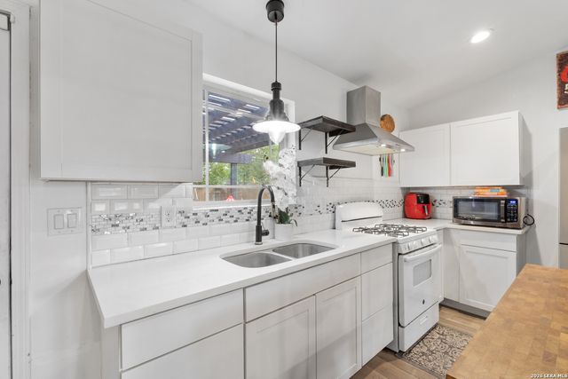 519 Sandalwood, San Antonio, TX 78216