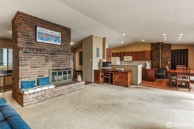 7418 NW Ioka Drive, Silverdale, WA 98383