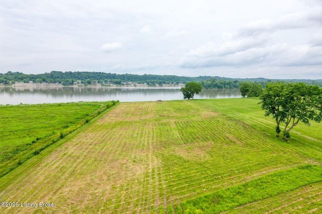 6301 Innisbrook Dr, Prospect, KY 40059