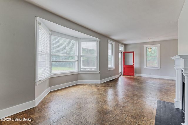 6301 Innisbrook Dr, Prospect, KY 40059