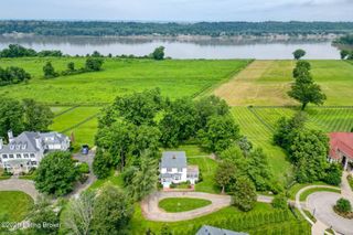 6301 Innisbrook Dr, Prospect, KY 40059