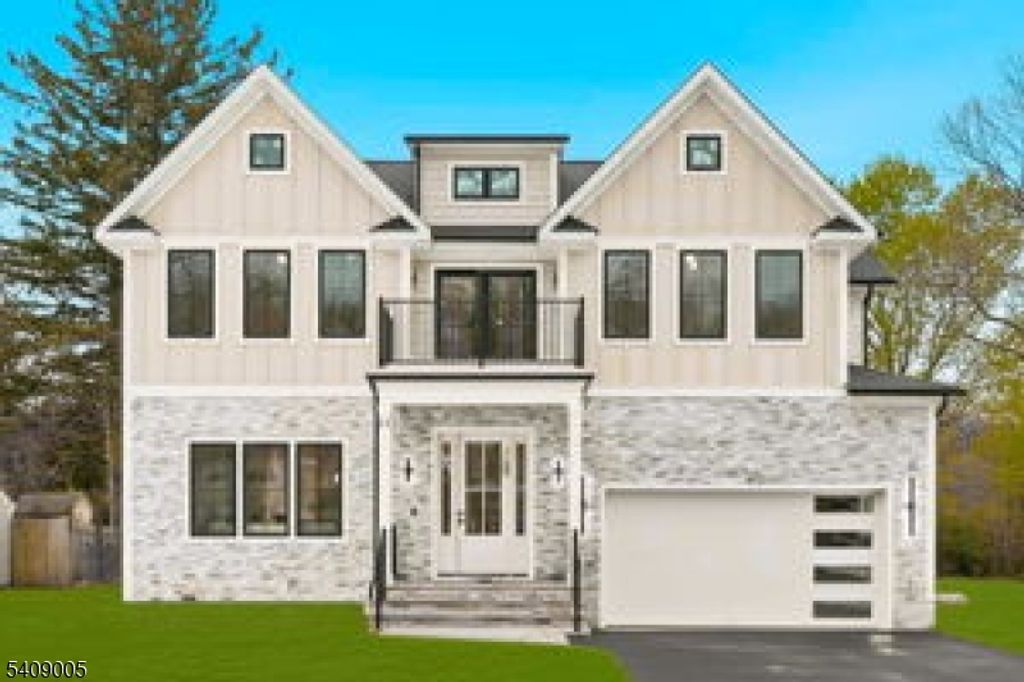 11 Hawthorne Dr, Livingston Twp., NJ 07039