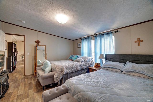 2106 E 24th Street, Bedford, IN 47421