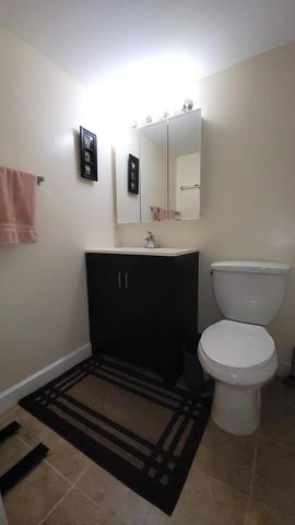 81 Coventry D, West Palm Beach, FL 33417