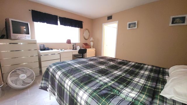 81 Coventry D, West Palm Beach, FL 33417