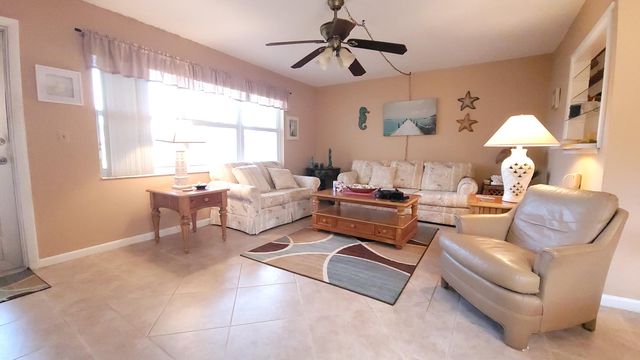 81 Coventry D, West Palm Beach, FL 33417