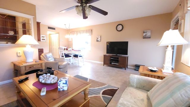 81 Coventry D, West Palm Beach, FL 33417