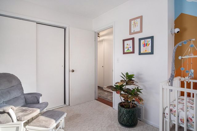 933 Diamond Avenue NE, Grand Rapids, MI 49503