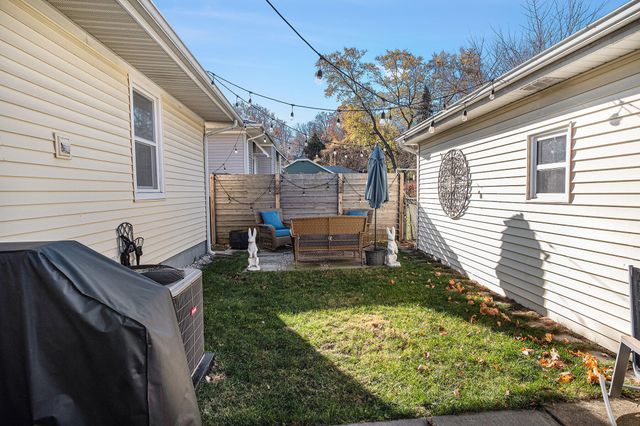 933 Diamond Avenue NE, Grand Rapids, MI 49503