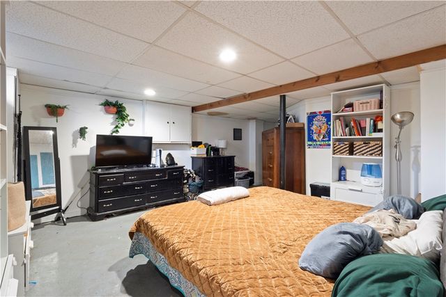 58 Edgemere Road, Pawtucket, RI 02861