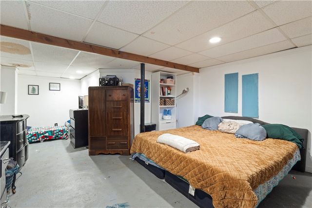 58 Edgemere Road, Pawtucket, RI 02861