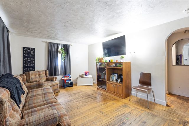 58 Edgemere Road, Pawtucket, RI 02861