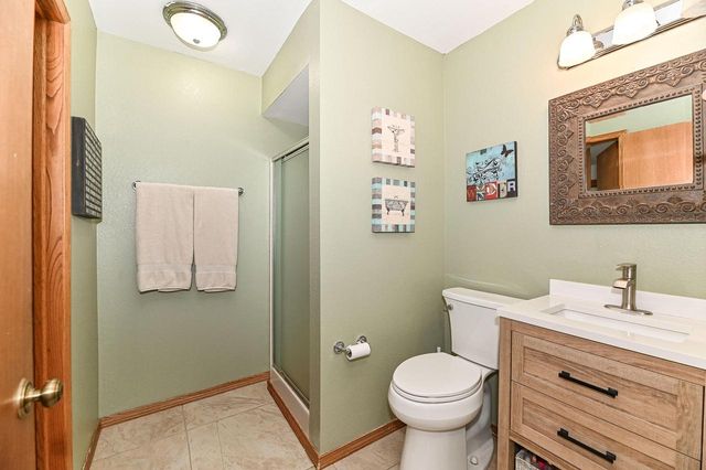 1513 Blakewood COURT, South Milwaukee, WI 53172