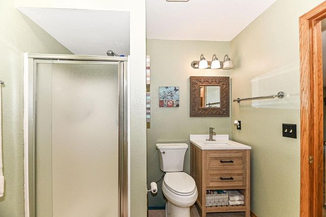 1513 Blakewood COURT, South Milwaukee, WI 53172