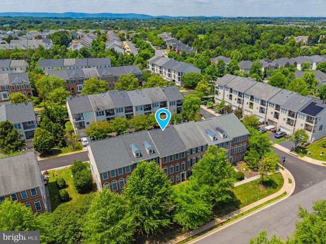 25806 TURLOUGH TER, Chantilly, VA 20152