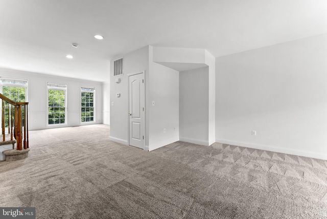 25806 TURLOUGH TER, Chantilly, VA 20152