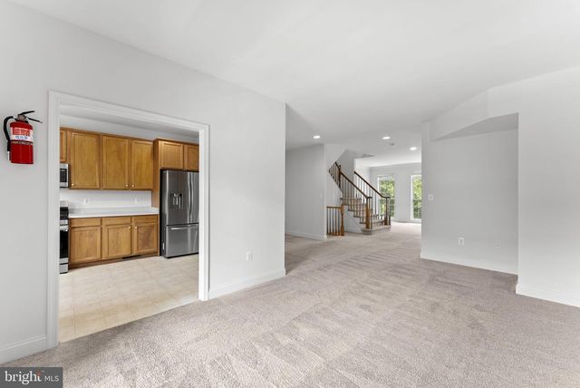 25806 TURLOUGH TER, Chantilly, VA 20152