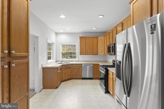 25806 TURLOUGH TER, Chantilly, VA 20152