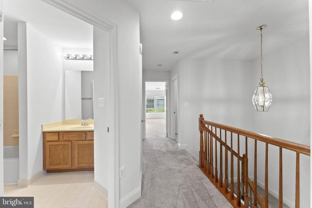 25806 TURLOUGH TER, Chantilly, VA 20152