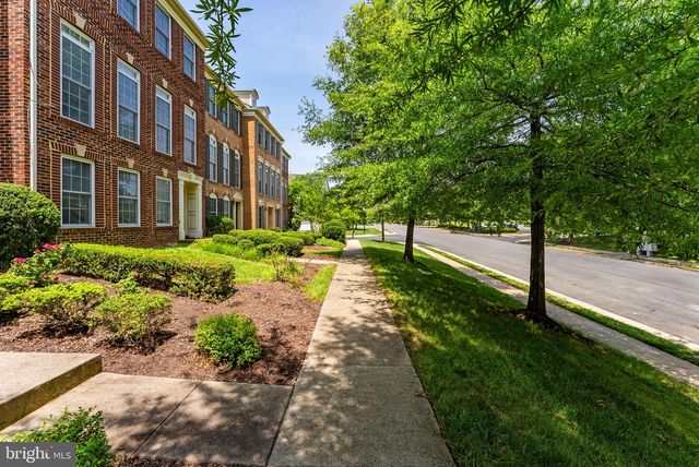 25806 TURLOUGH TER, Chantilly, VA 20152