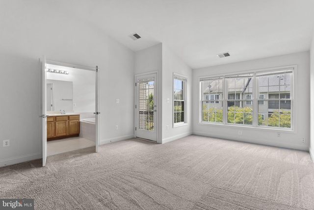 25806 TURLOUGH TER, Chantilly, VA 20152