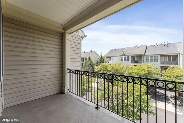 25806 TURLOUGH TER, Chantilly, VA 20152
