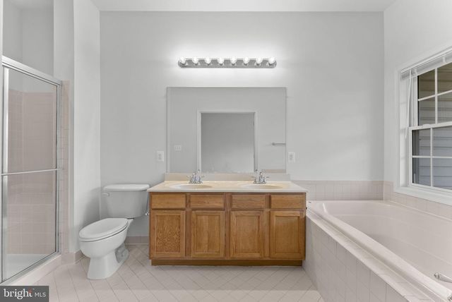 25806 TURLOUGH TER, Chantilly, VA 20152