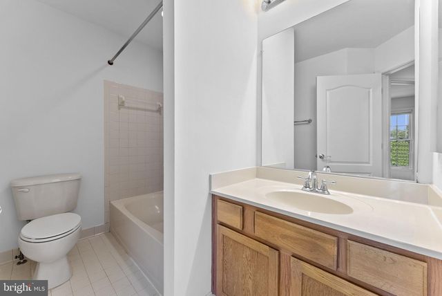 25806 TURLOUGH TER, Chantilly, VA 20152