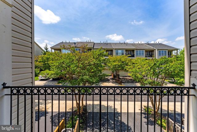 25806 TURLOUGH TER, Chantilly, VA 20152
