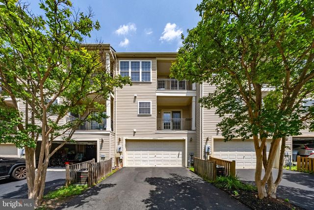 25806 TURLOUGH TER, Chantilly, VA 20152