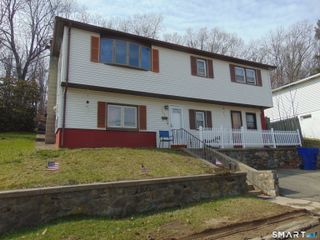 220 New Haven Avenue, Waterbury, CT 06708