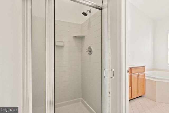 42683 SANDMAN TER, Chantilly, VA 20152