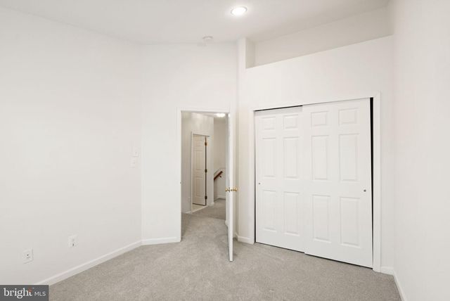 42683 SANDMAN TER, Chantilly, VA 20152