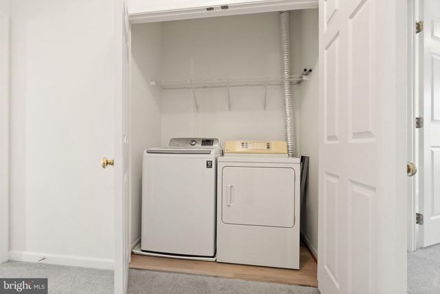 42683 SANDMAN TER, Chantilly, VA 20152