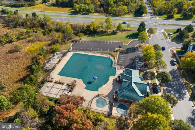 42683 SANDMAN TER, Chantilly, VA 20152