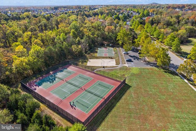 42683 SANDMAN TER, Chantilly, VA 20152