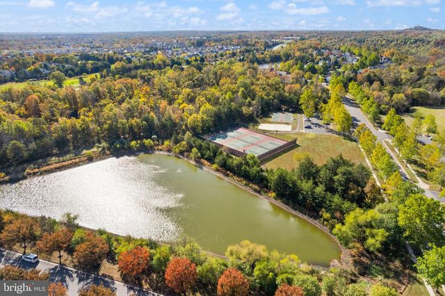 42683 SANDMAN TER, Chantilly, VA 20152