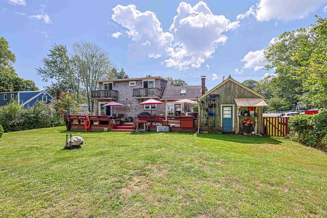 360 High Street, Hampton, NH 03842