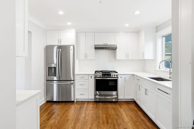 71 Henry Avenue B, Harrison, NY 10528