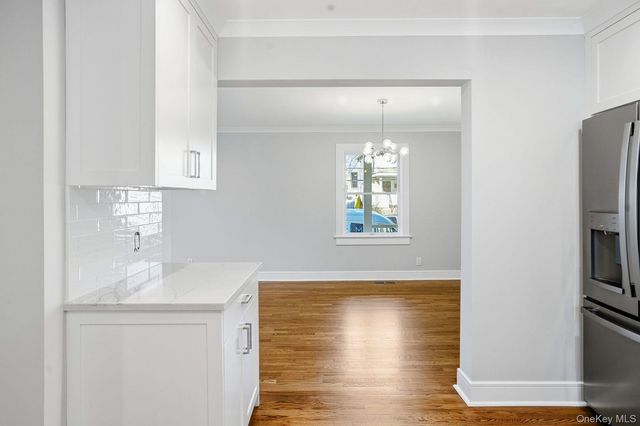 71 Henry Avenue B, Harrison, NY 10528