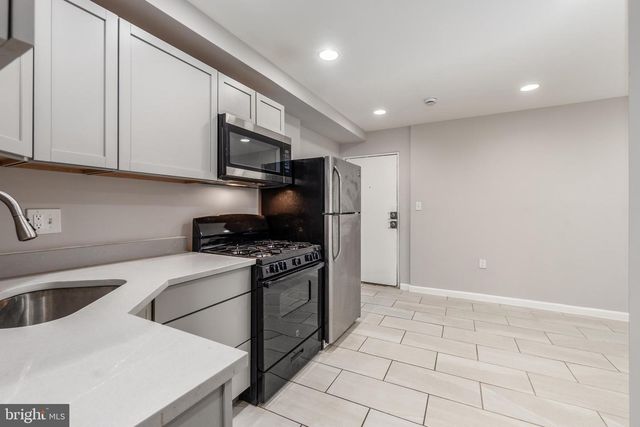 1035 48TH ST NE #4, Washington, DC 20019