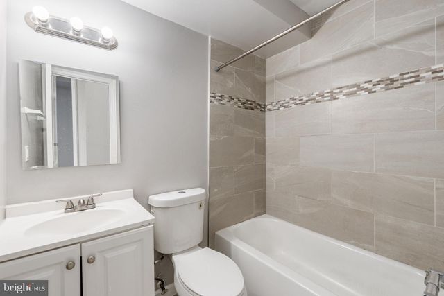 1035 48TH ST NE #4, Washington, DC 20019