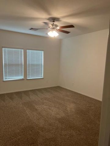 5227 Castlebury Meadows Drive, Spring, TX 77373