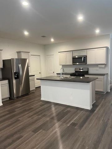 5227 Castlebury Meadows Drive, Spring, TX 77373