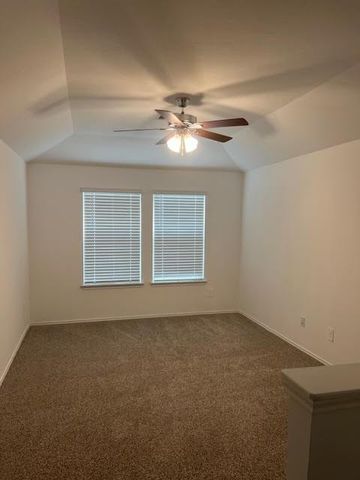 5227 Castlebury Meadows Drive, Spring, TX 77373