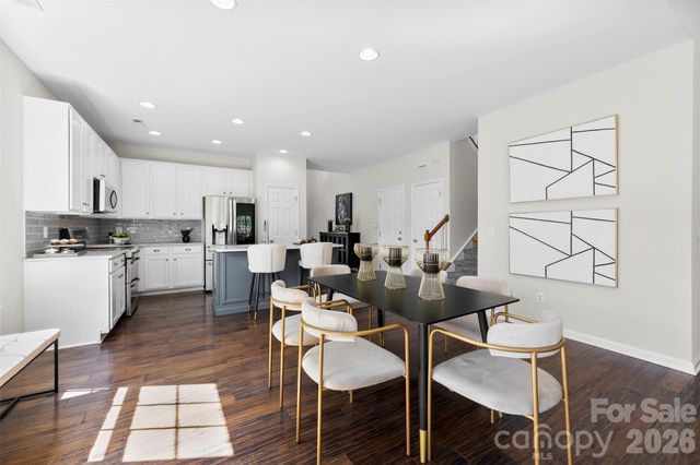 10307 Dominion Village Drive, Charlotte, NC 28269