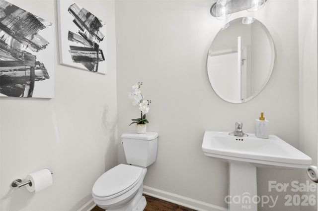 10307 Dominion Village Drive, Charlotte, NC 28269