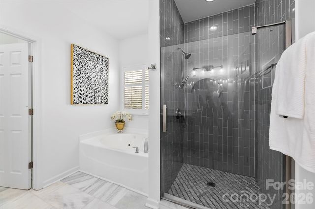 10307 Dominion Village Drive, Charlotte, NC 28269