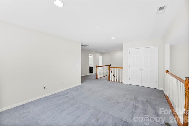 10307 Dominion Village Drive, Charlotte, NC 28269