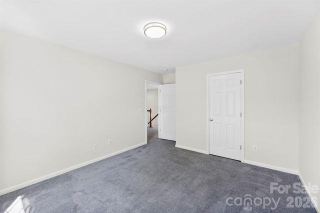 10307 Dominion Village Drive, Charlotte, NC 28269